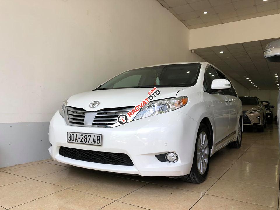 Xe Full tiện nghi - Toyota Sienna 3.5l Limited sản xuất 2014, đăng ký cá nhân-0