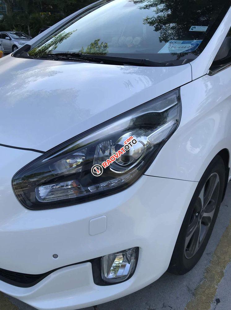 Chính chủ bán xe Kia Rondo GATH đời 2016, màu trắng, bản full option-4