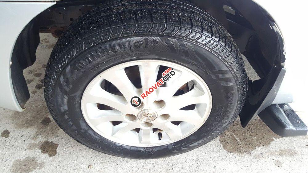 Cần bán Toyota Innova J sản xuất năm 2009, màu bạc, chính chủ -0