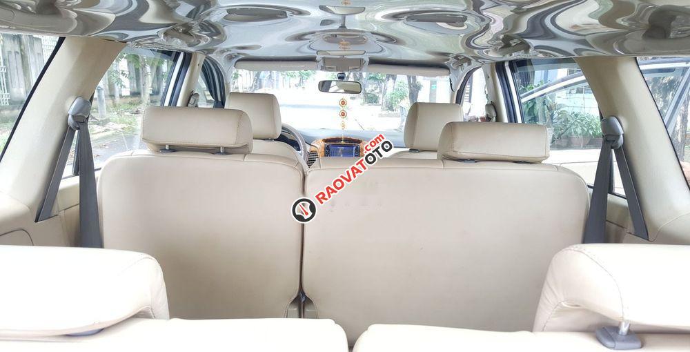 Cần bán Toyota Innova J sản xuất năm 2009, màu bạc, chính chủ -8