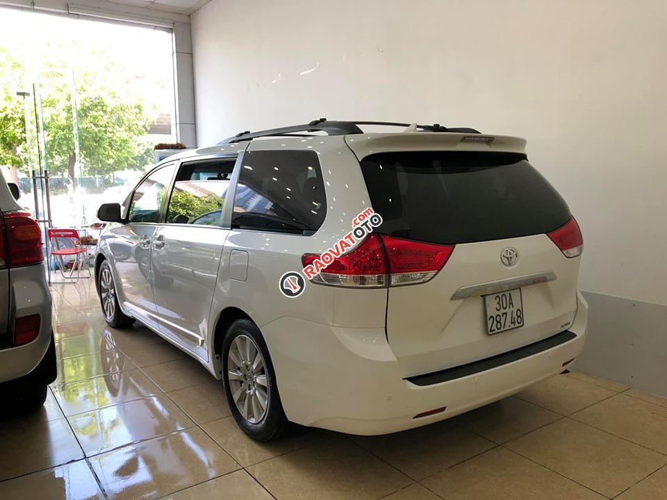 Xe Full tiện nghi - Toyota Sienna 3.5l Limited sản xuất 2014, đăng ký cá nhân-11
