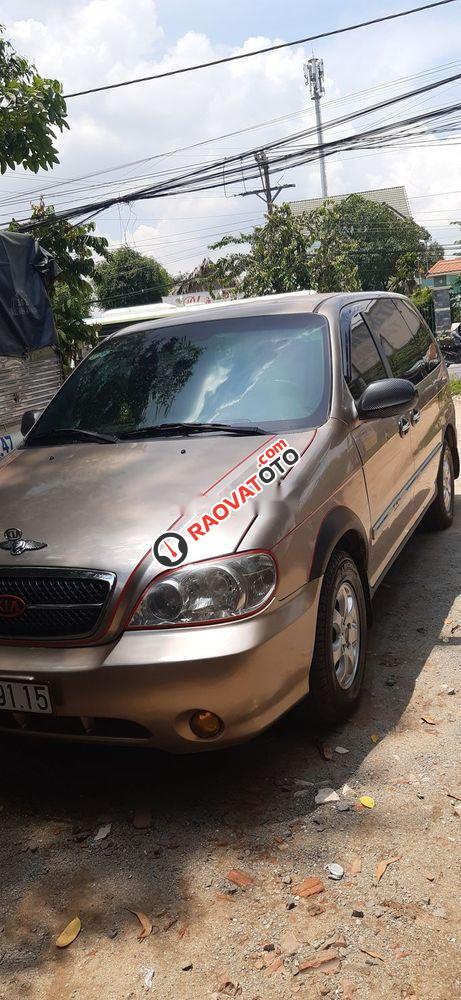 Bán xe cũ Kia Carnival 2009, màu nâu, 250tr-1