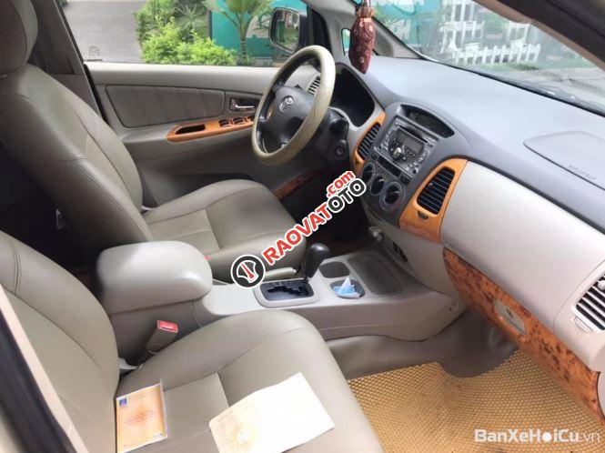 Bán xe Toyota Innova V 2011, số tự động, giá 480tr-2