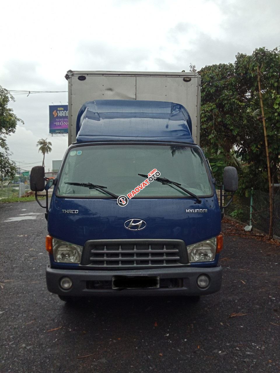 Bán xe tải Hyundai HD65 thùng kín 3,5 tấn đời 2014-2