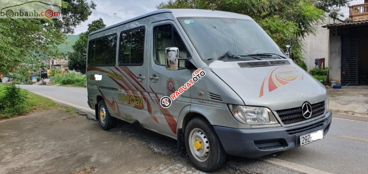 Cần bán Mercedes 311 sản xuất năm 2008, màu bạc -9