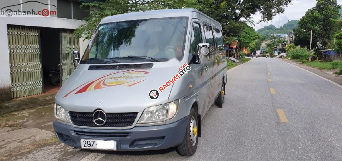 Cần bán Mercedes 311 sản xuất năm 2008, màu bạc -0