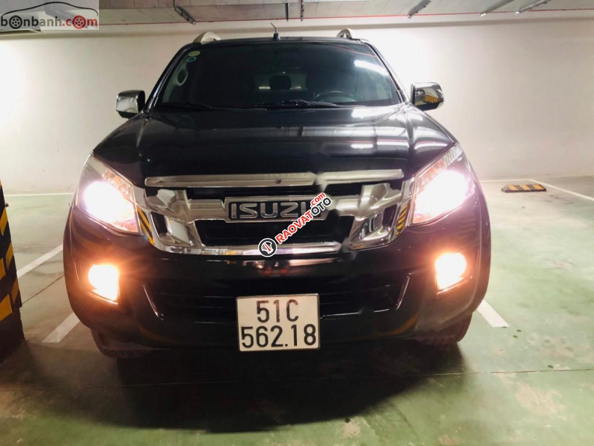 Bán xe Isuzu Dmax sản xuất năm 2015, màu đen, xe nhập-1