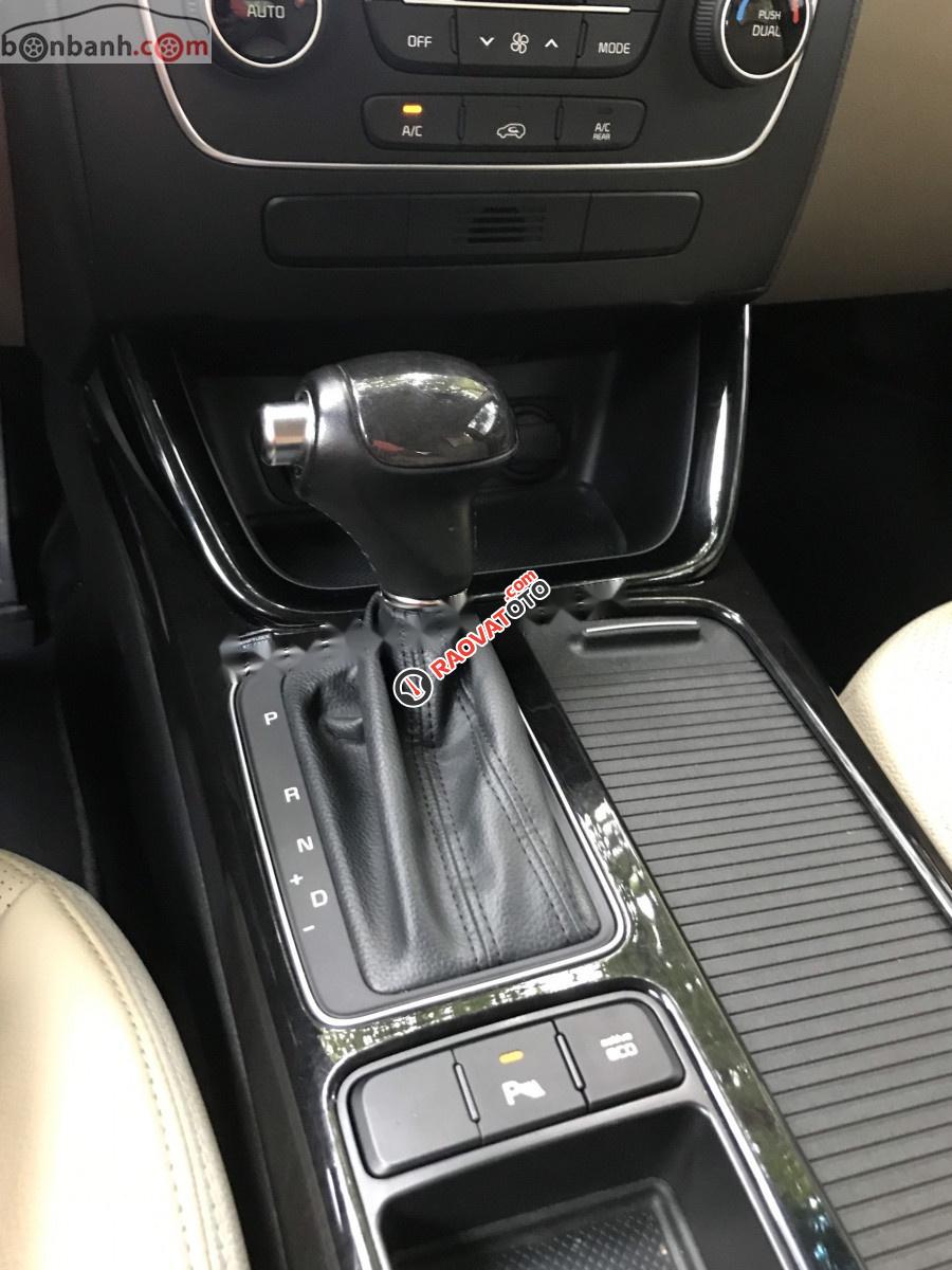 Bán Kia Sorento 2.4 GATH đời 2016, màu trắng chính chủ, giá 768tr-5