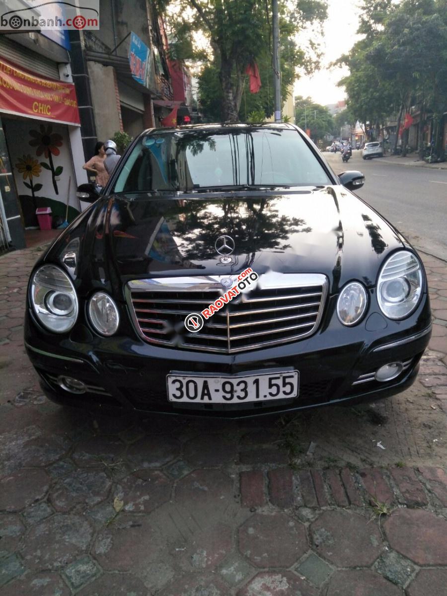 Gia đình bán xe Mercedes E280 đời 2007, màu đen chính chủ -0
