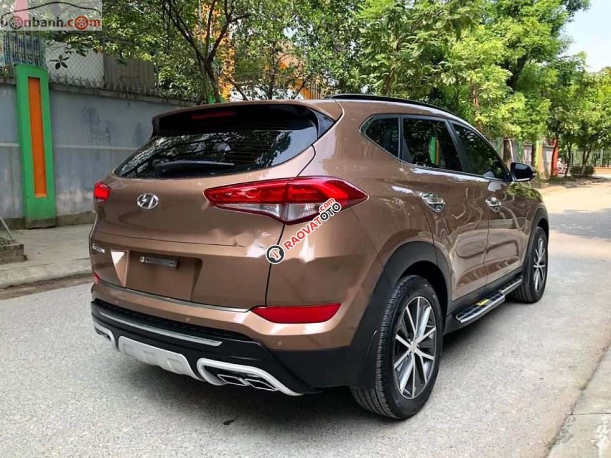 Bán Hyundai Tucson 2.0AT đời 2016, màu nâu, nhập khẩu -6