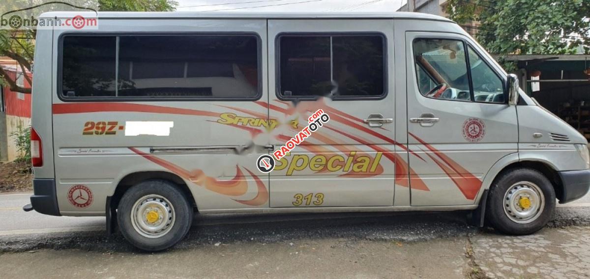 Cần bán Mercedes 311 sản xuất năm 2008, màu bạc -7