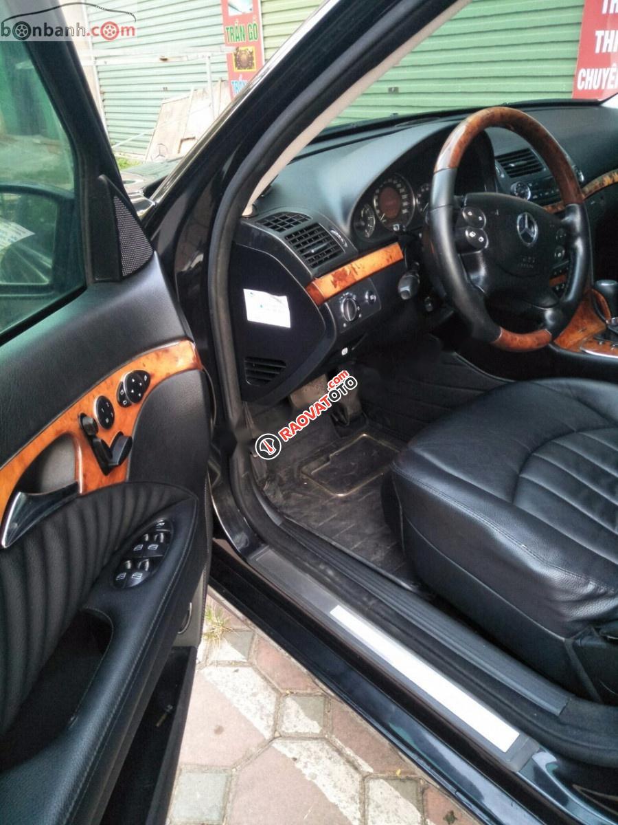Gia đình bán xe Mercedes E280 đời 2007, màu đen chính chủ -5