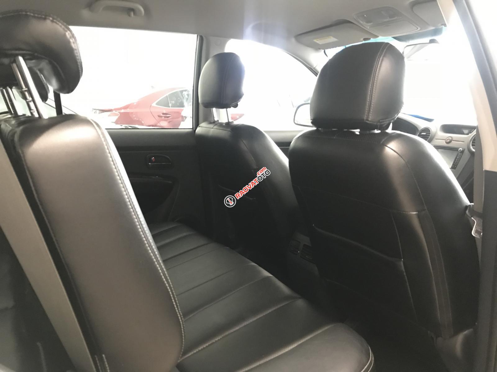 Bán Kia Carens 2.0 MT năm 2016, màu bạc, giá 410tr còn thương lượng-4