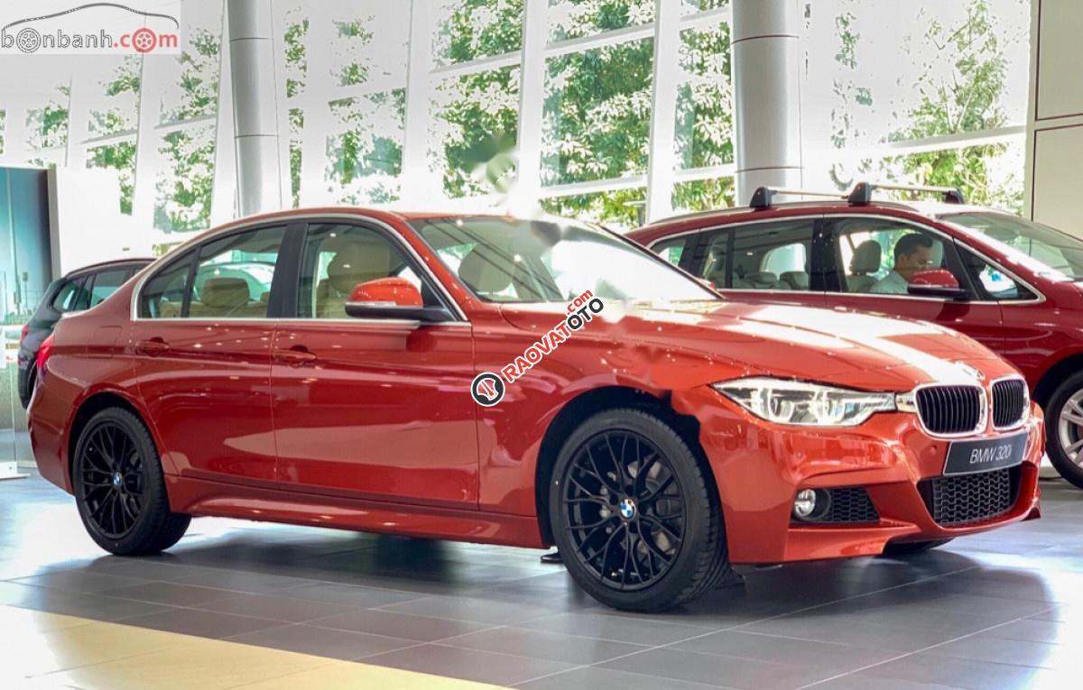 Bán xe BMW 320i sản xuất 2019, nhập khẩu, màu cam-4