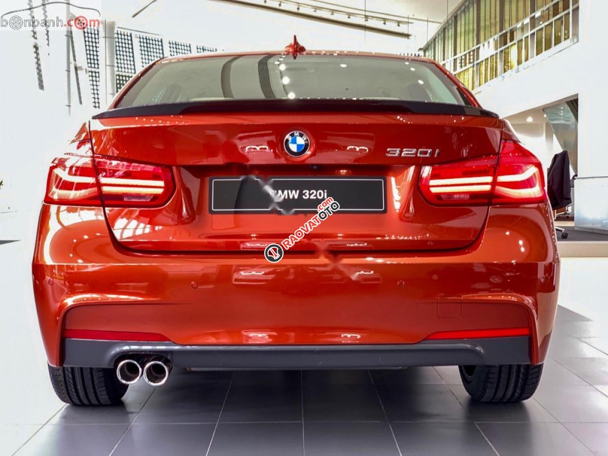 Bán xe BMW 320i sản xuất 2019, nhập khẩu, màu cam-5