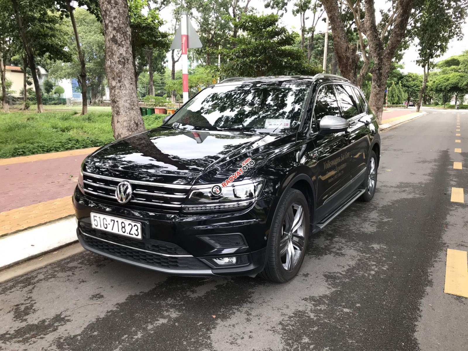 Thanh lý Volkswagen Tiguan AllSpace Demo 2018, màu đen, nhập khẩu, 1 tỷ 7 lăn bánh-1