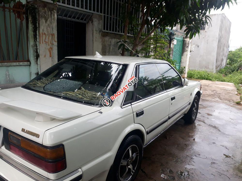 Bán xe Nissan Bluebird đời 1986, màu trắng, nhập khẩu, đăng kiểm đến 2020-1