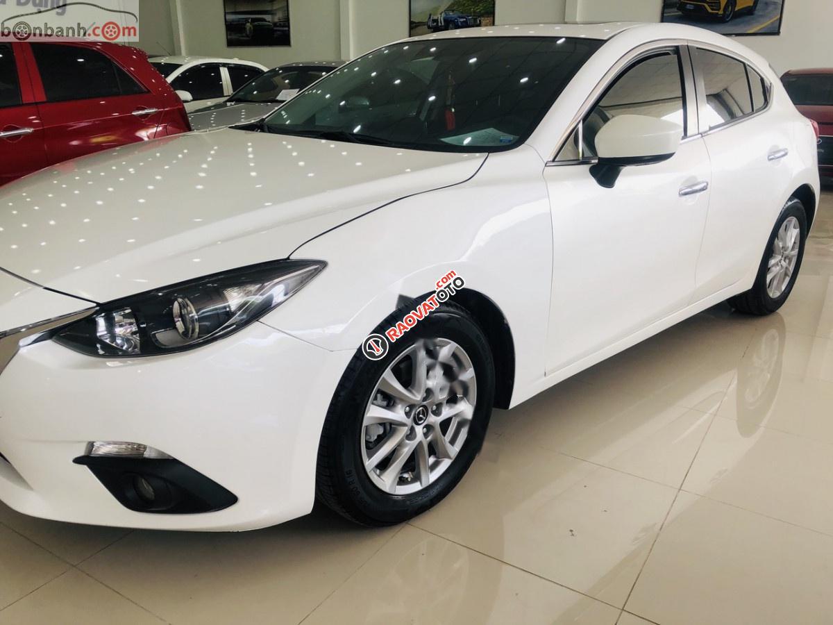 Cần bán lại xe Mazda 3 1.5L sản xuất năm 2016, màu trắng-3