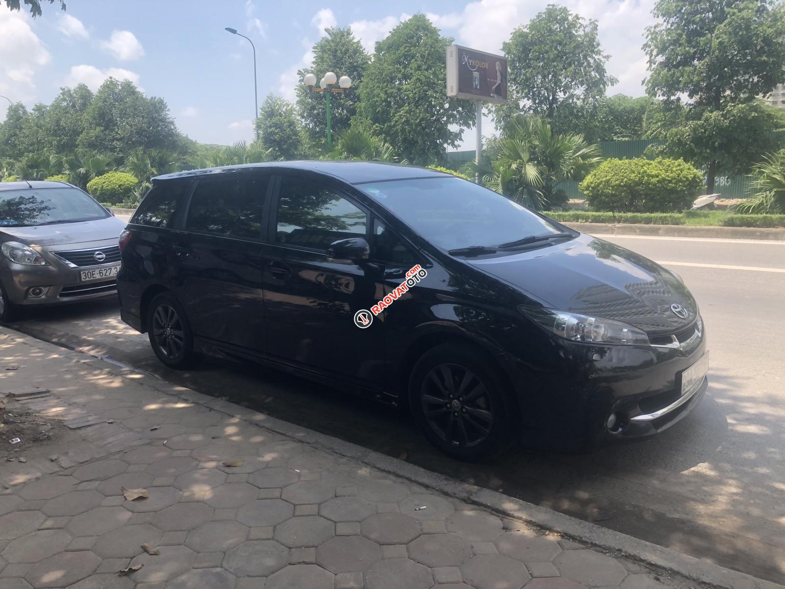 Bán xe Toyota Wish 2.0 AT nhập khẩu 2012, tên tư nhân biển Hà Nội-10