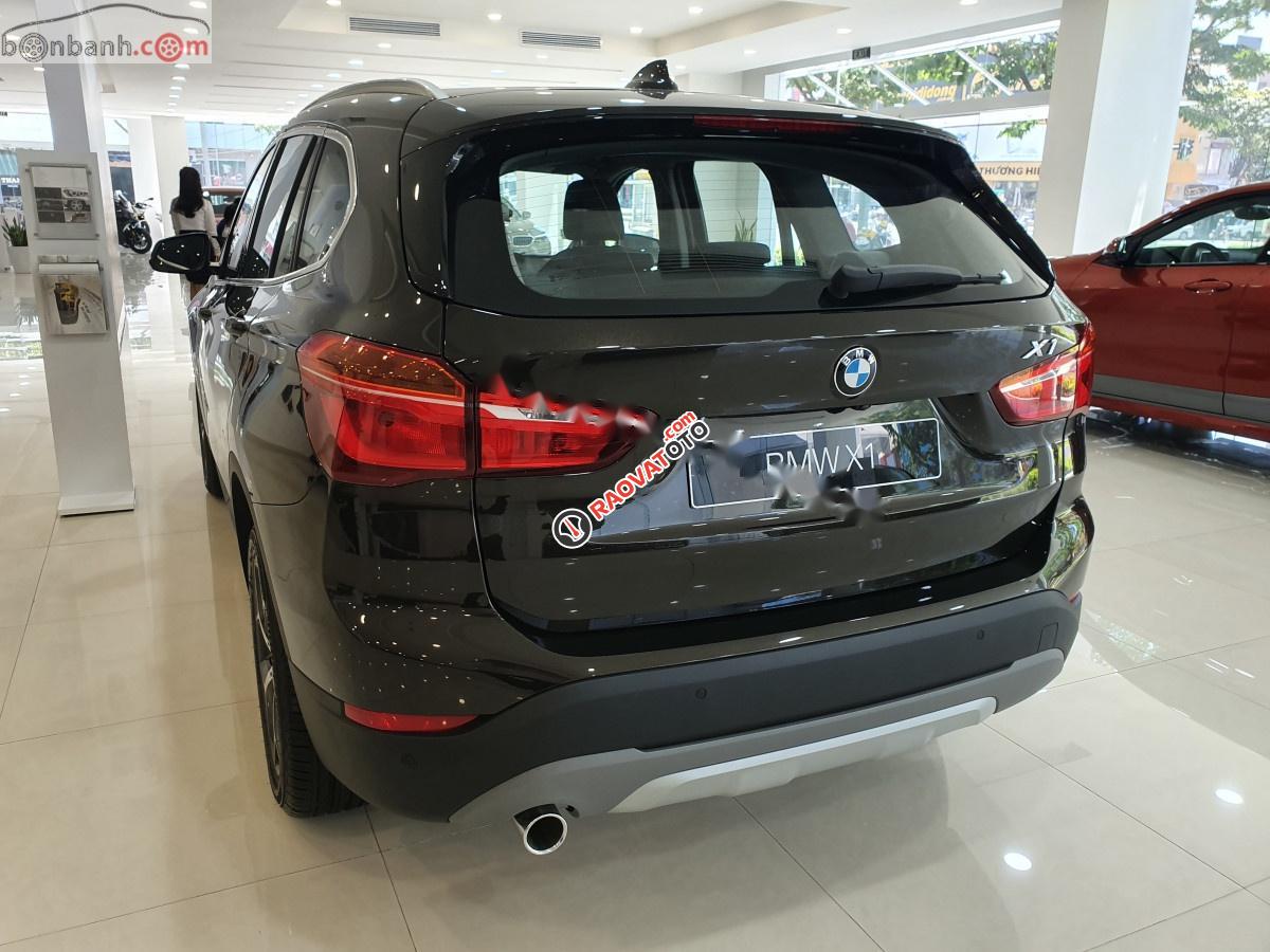 Bán BMW X1 sDrive18i đời 2019, màu đen, nhập khẩu nguyên chiếc-0