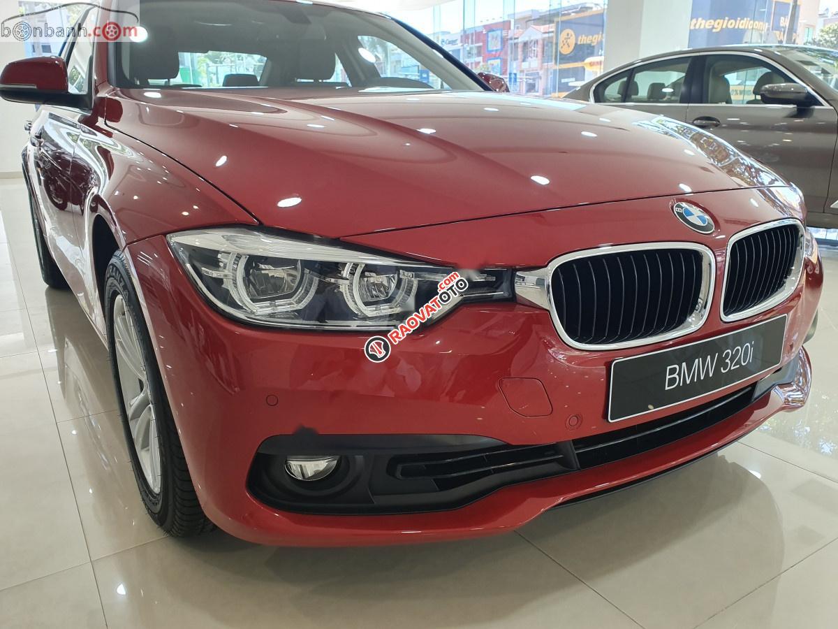 Bán BMW 3 Series 320i đời 2019, màu đỏ, xe nhập-0