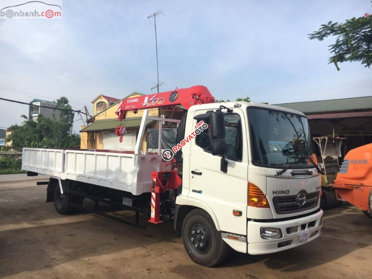 Bán Hino FC năm sản xuất 2019, màu trắng, xe nhập-2