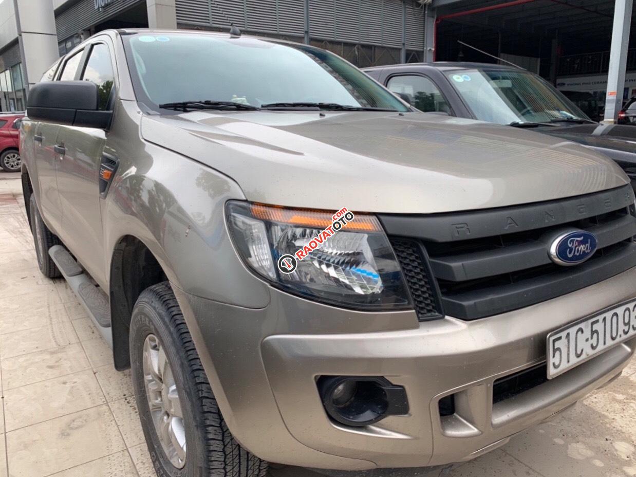 Bán xe Ford Everest 4x4 đời 2014, màu vàng, nhập khẩu, hỗ trợ vay 70%-0