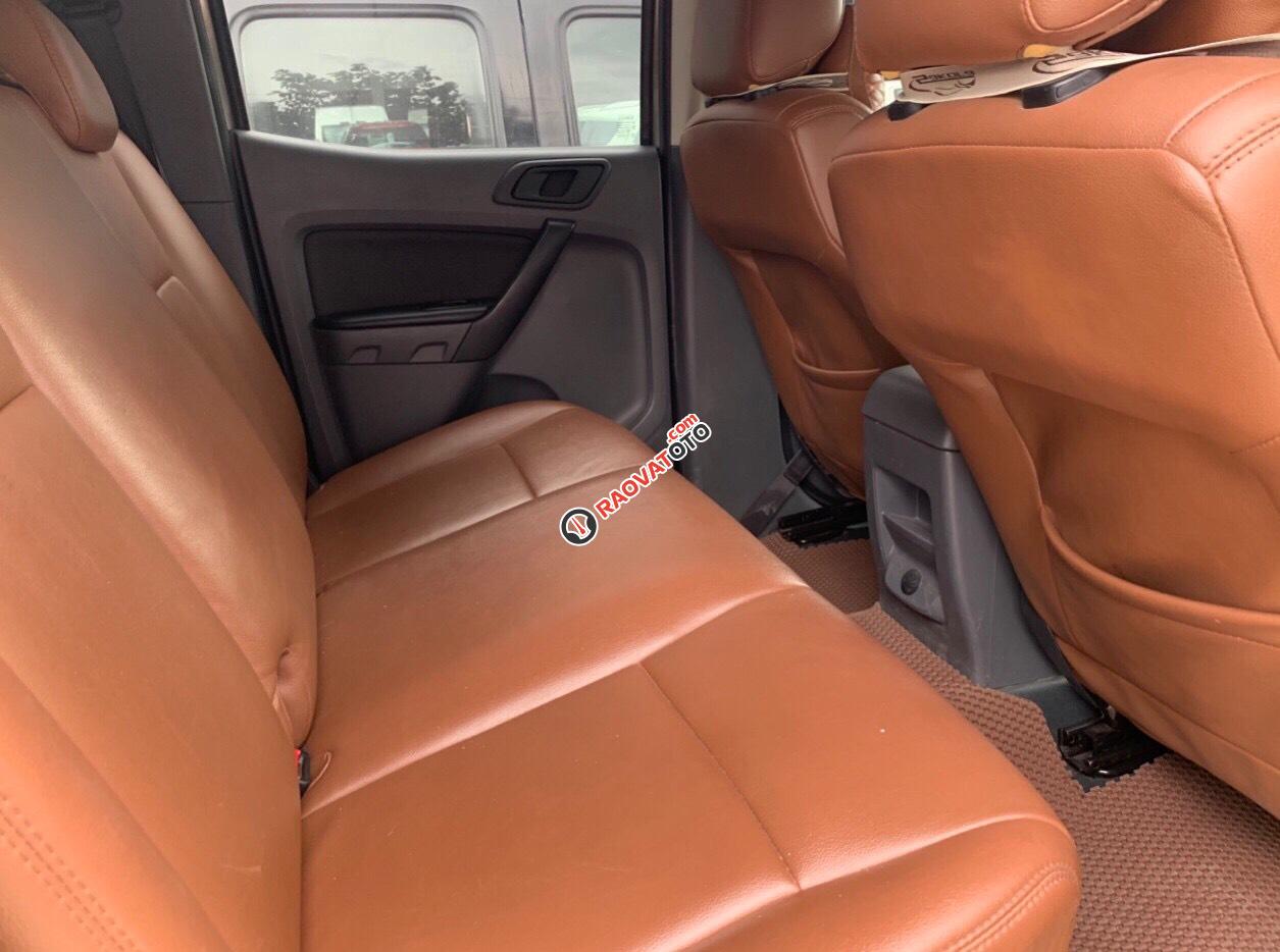 Bán xe Ford Everest 4x4 đời 2014, màu vàng, nhập khẩu, hỗ trợ vay 70%-5