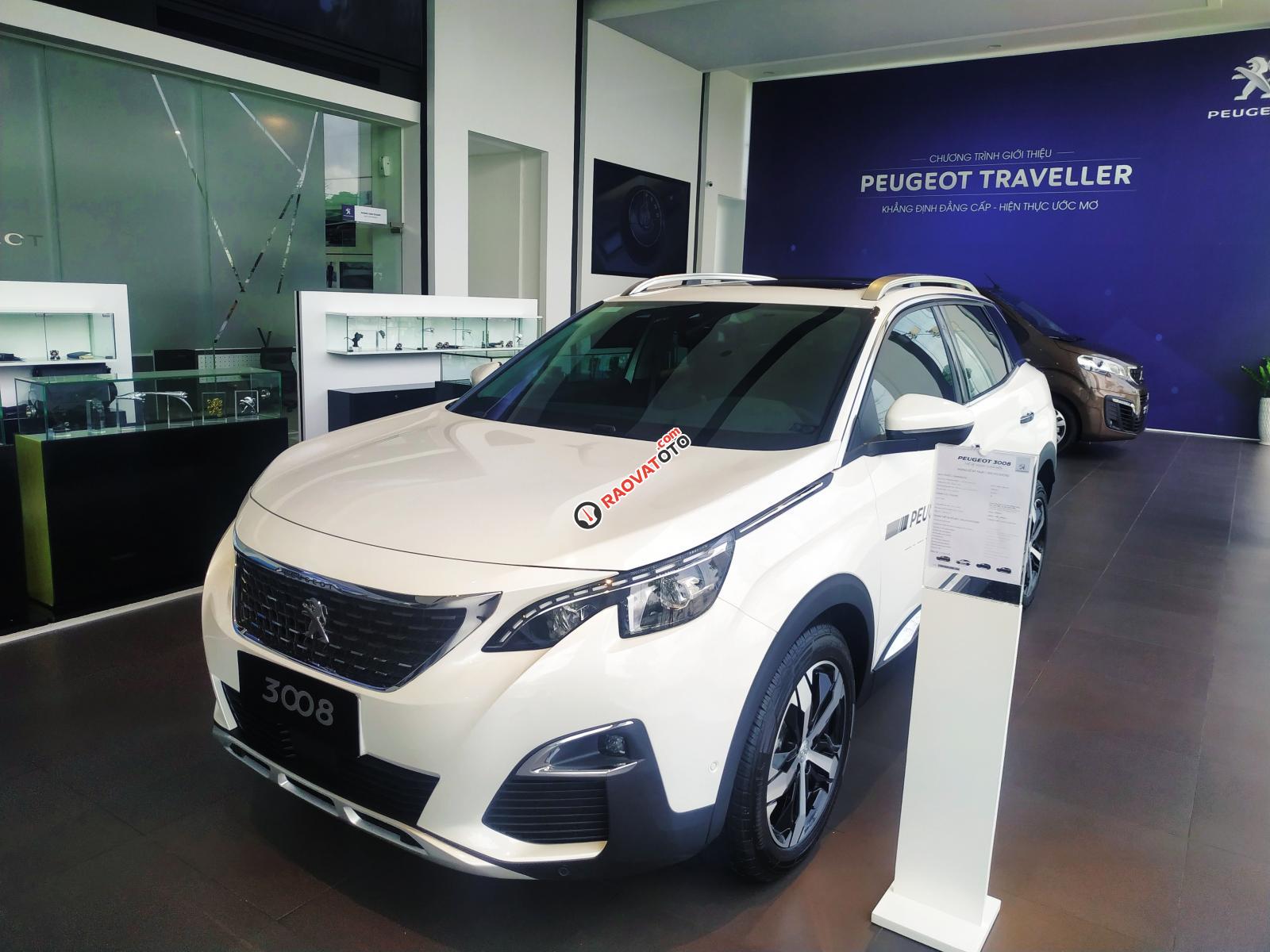Bán Peugeot 3008 1.6AT sản xuất 2019, màu trắng nhập khẩu, giá chỉ 1 tỷ 199 triệu đồng-1