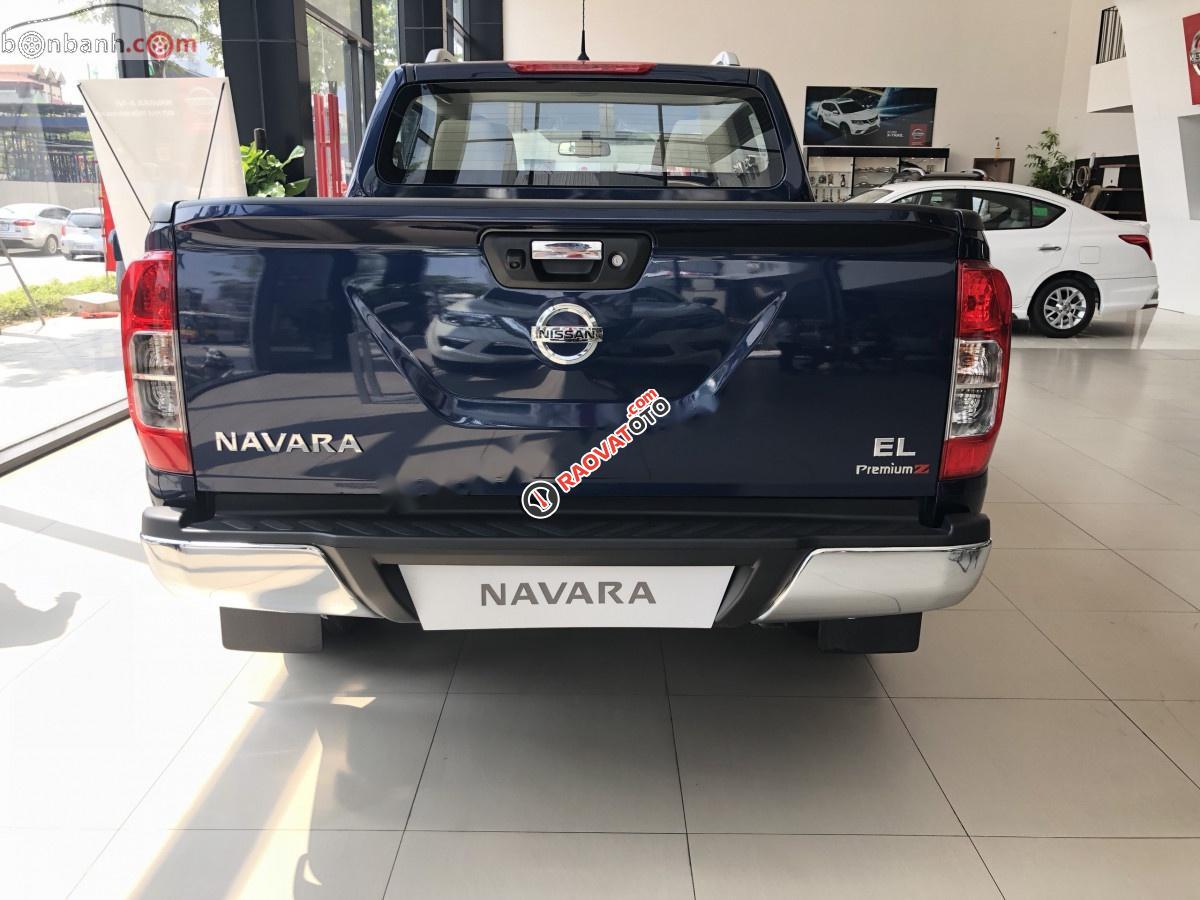 Bán Nissan Navara sản xuất 2019, màu xanh lam, nhập khẩu-4