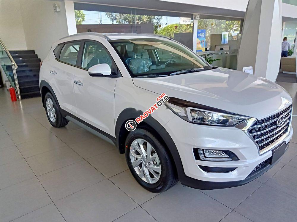 Cần bán Hyundai Tucson đời 2019, màu trắng, nhập khẩu -3