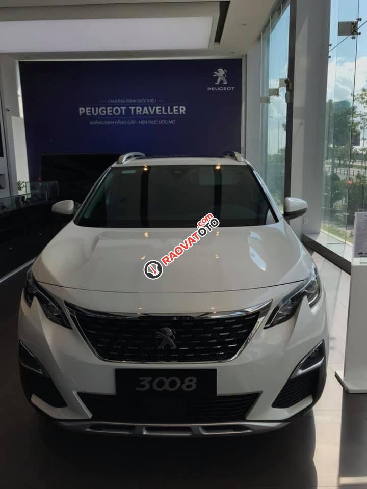 Cần bán xe Peugeot 3008 2019, màu trắng-3
