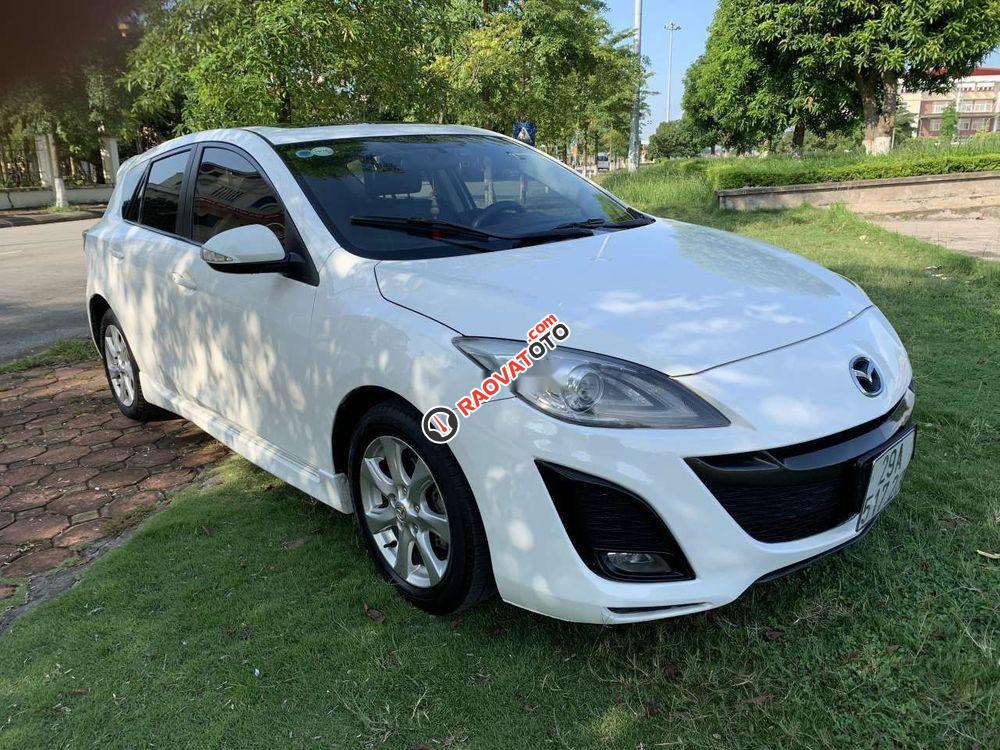 Cần bán Mazda 3 sản xuất 2010, màu trắng, nhập khẩu  -1