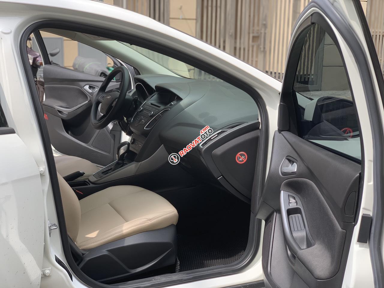 Cần bán Ford Ecosport Titanium đời 2018, màu trắng giá cạnh tranh-3
