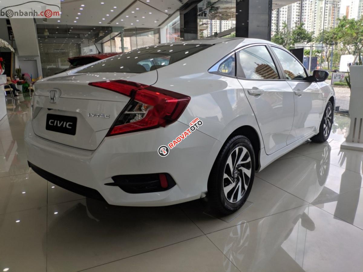 Cần bán Honda Civic đời 2019, màu trắng, nhập khẩu-4
