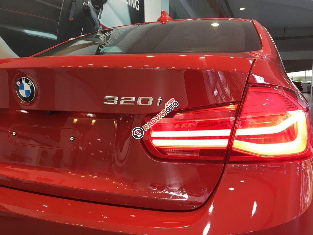 Bán BMW 320i năm sản xuất 2019, màu đỏ, nhập khẩu-7