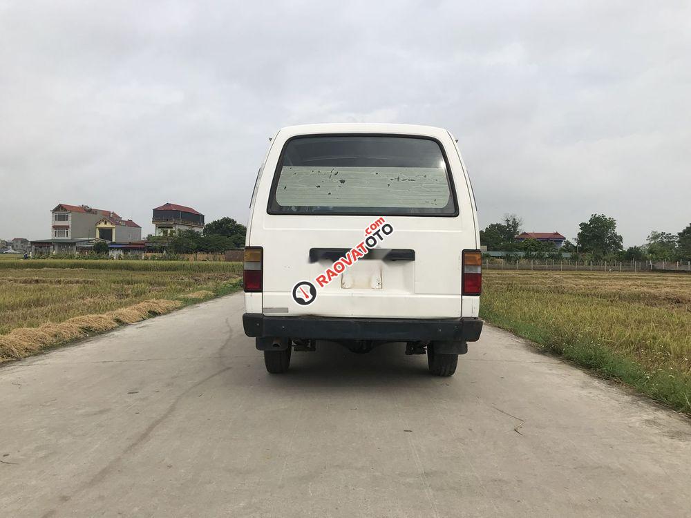 Bán Nissan Urvan đời 1998, màu trắng, nhập khẩu-3