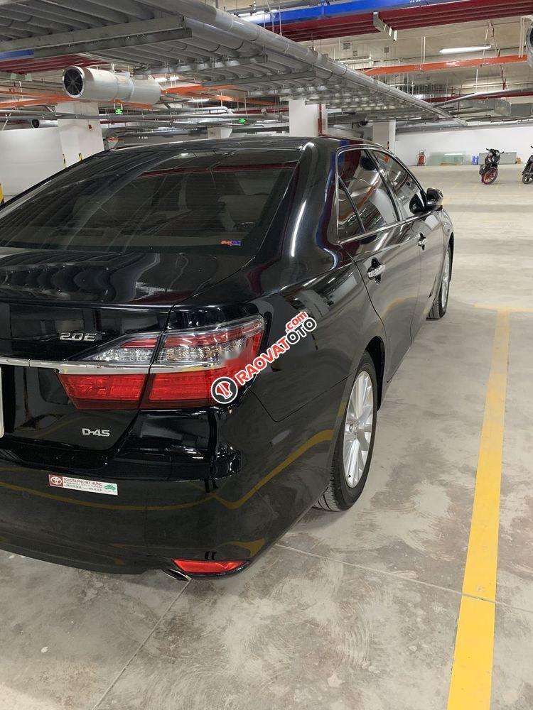 Bán Toyota Camry 2.0E sản xuất năm 2018, màu đen -2