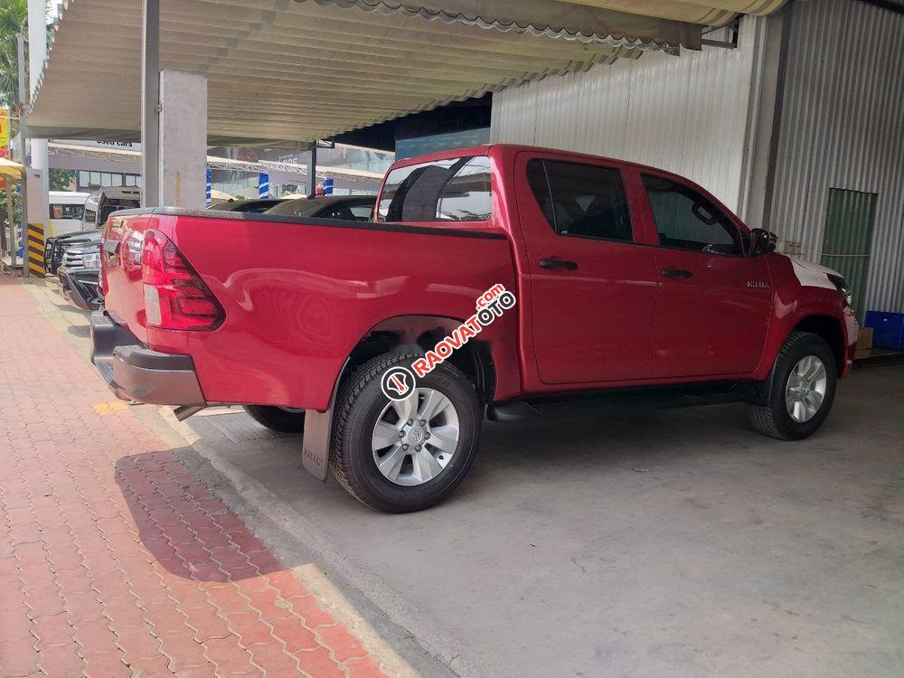 Cần bán Toyota Hilux năm 2019, màu đỏ, nhập khẩu-6