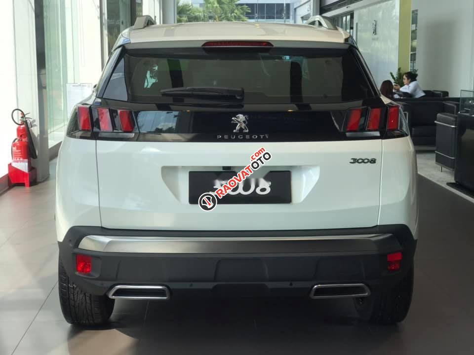 Cần bán xe Peugeot 3008 2019, màu trắng-2