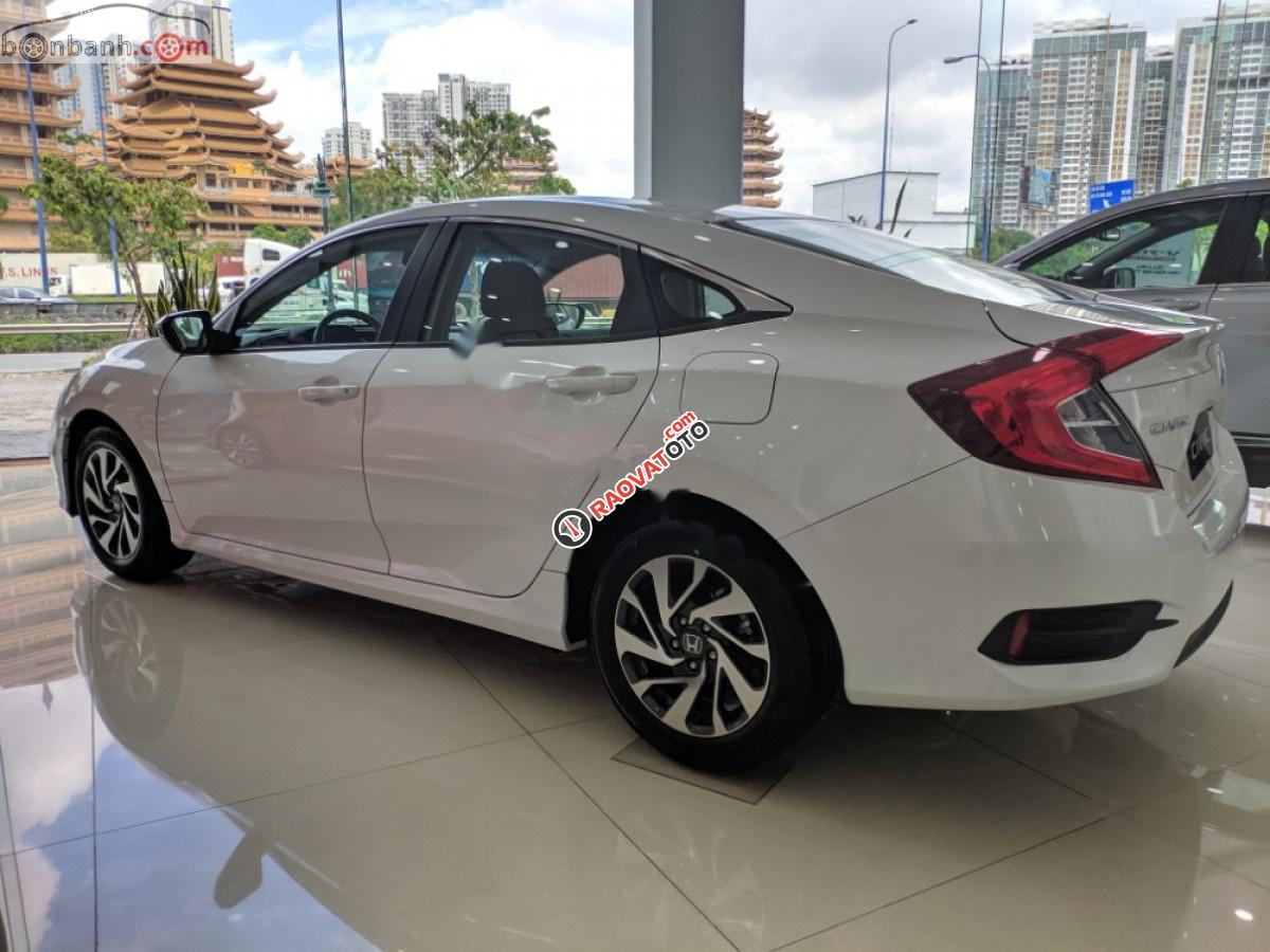 Cần bán Honda Civic đời 2019, màu trắng, nhập khẩu-2