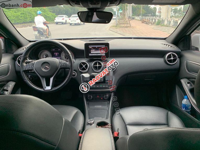 Bán Mercedes A200 đời 2014, màu xám, nhập khẩu nguyên chiếc, giá 785tr-2