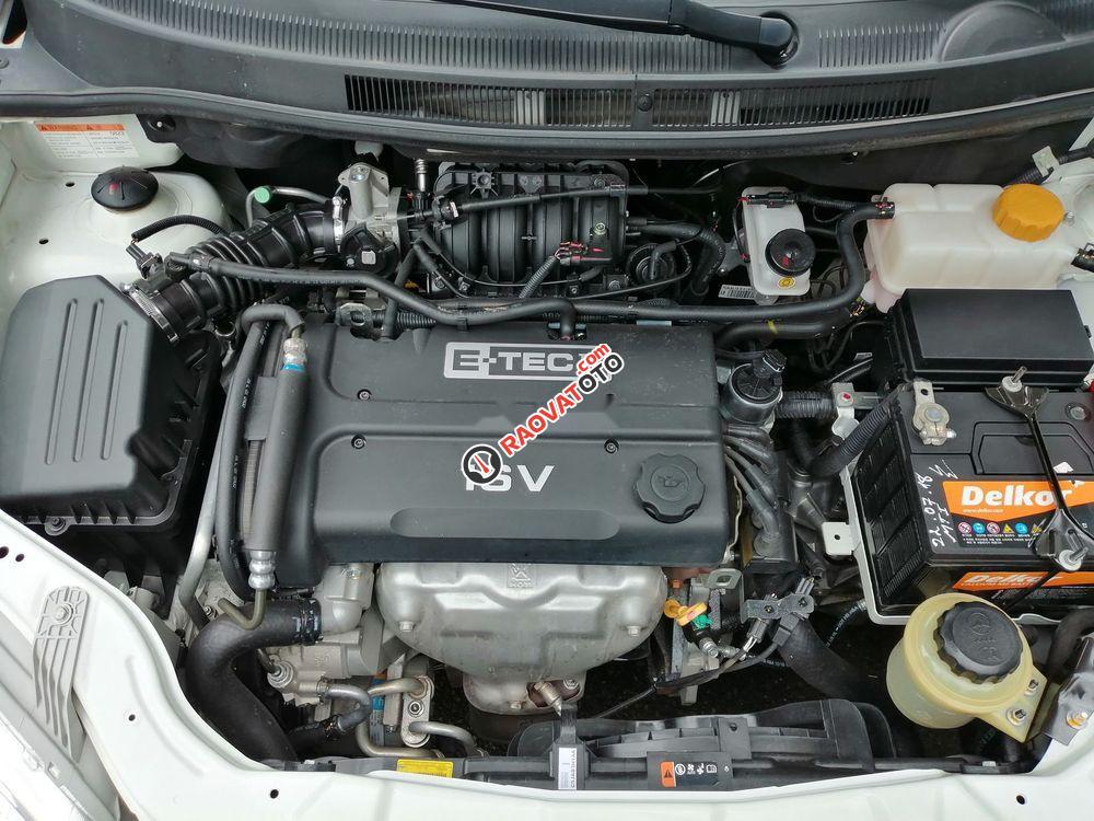 Bán Chevrolet Aveo LT sản xuất 2017, màu trắng-11