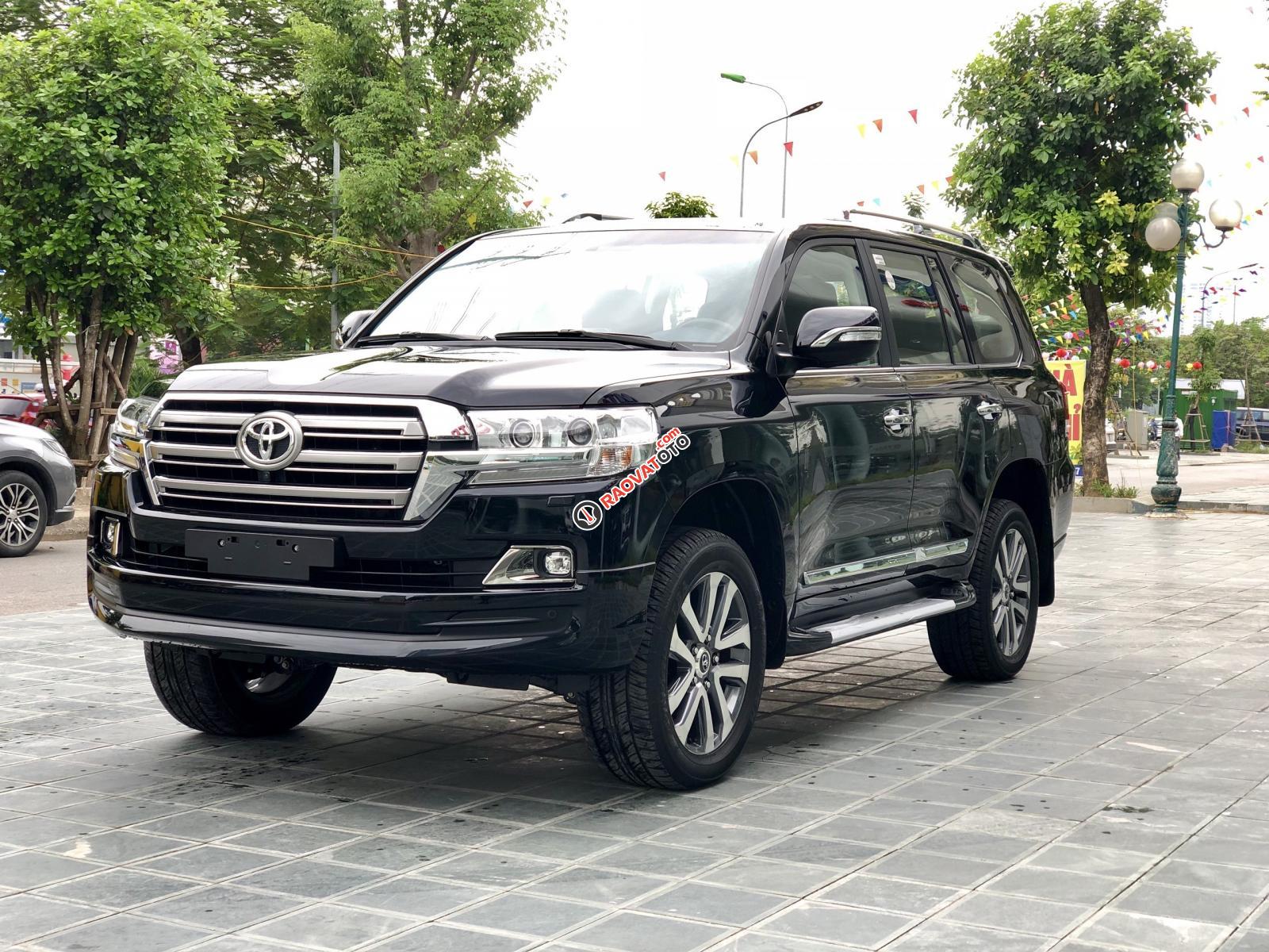 Cần bán Toyota Land Cruiser VXR 4.6 SX 2018, màu đen, nhập khẩu Trung Đông mới 100%-11