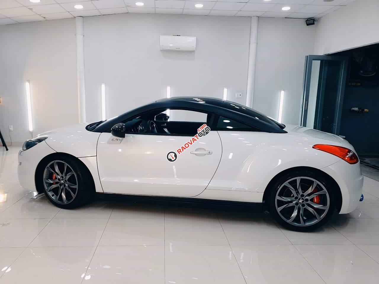 Cần bán Peugeot RCZ năm 2015, màu trắng còn mới giá 1 tỷ 250 triệu đồng-3