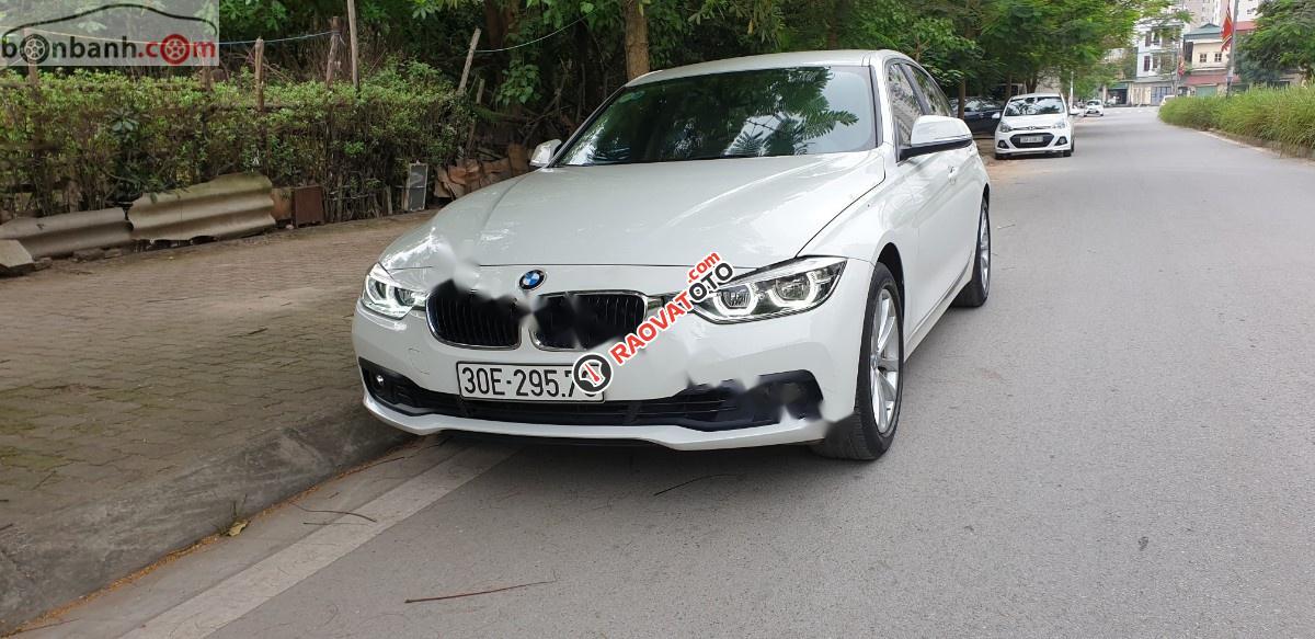 Chính chủ bán BMW 3 Series 320i đời 2016, màu trắng, nhập khẩu  -4