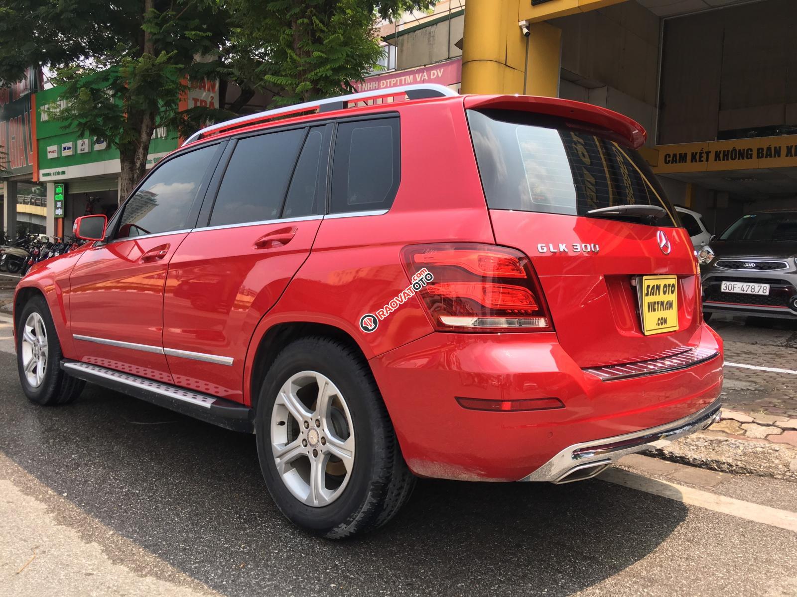 Cần bán xe Mercedes GLk300 4Matic đời 2012, màu đỏ-2