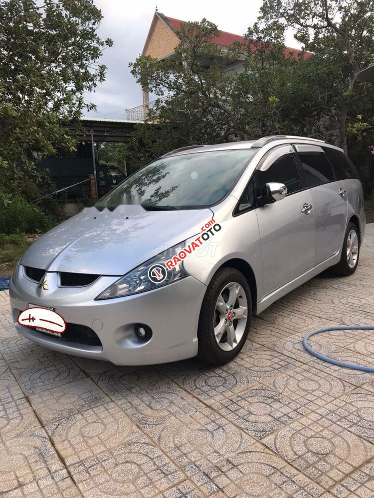 Bán Mitsubishi Grandis 2.4 Mivec đời 2010, màu bạc, xe nhập-7