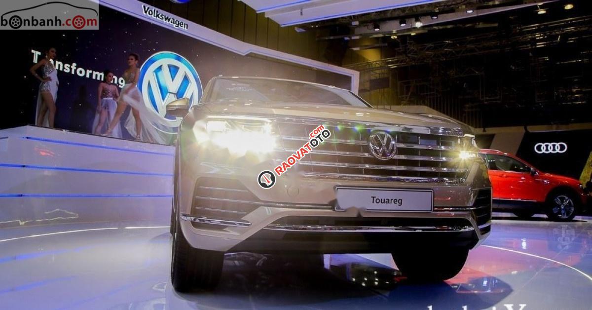 Bán Volkswagen Touareg Elegance 2.0 TSI năm 2019, xe nhập-4