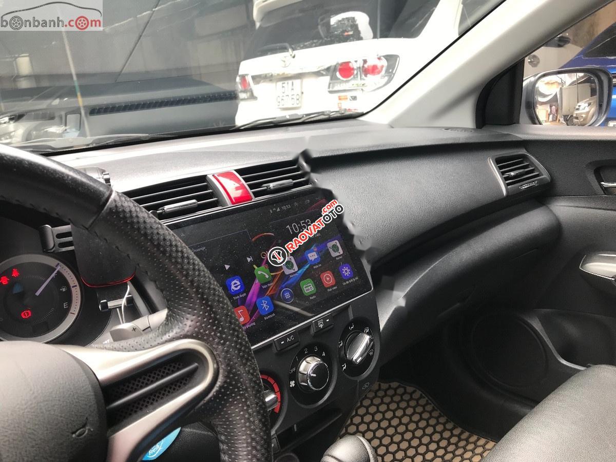 Bán Honda City 1.5 AT 2013, màu trắng chính chủ, giá 385tr-7